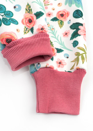 Kombinezon z trinity na flicie z kwiatowym nadrukiem