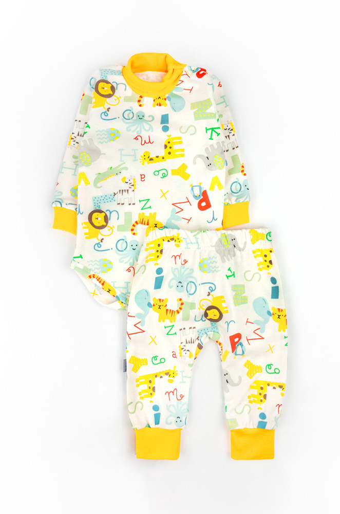 Body turtleneck and soft elastic pants Alphabet with light fleece