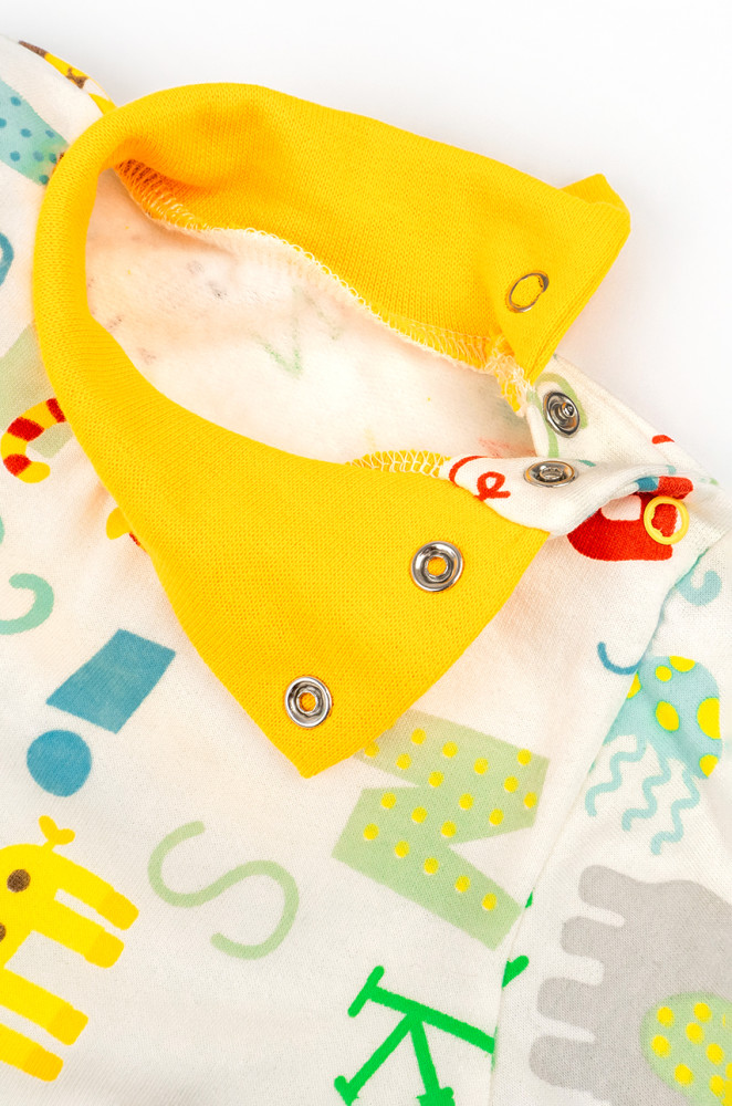 Body turtleneck and soft elastic pants Alphabet with light fleece