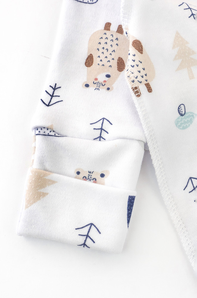 Человечек для новорождённого с кнопками и внешними швами