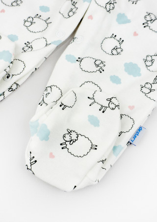 Baby sleepsuit Cute Lambs with snaps and closed feet
