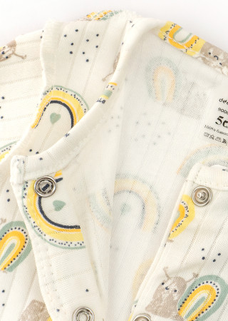 Baby romper with external seams and print